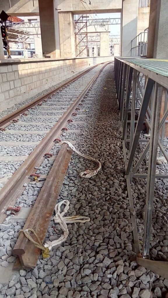 railway railway
